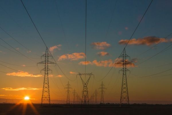 La energía no debería ser un tema de campaña, sino un asunto de Estado