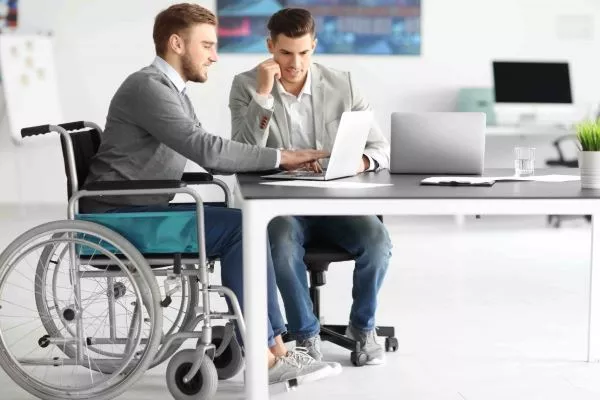 Fundación Randstad llega al País Vasco para mejorar la empleabilidad de las personas con discapacidad