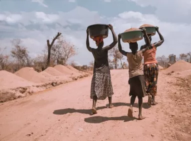 Mujeres, las más afectadas por la sequía y la desertificación