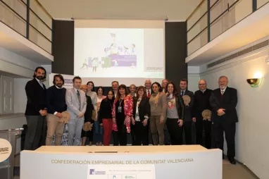 Fundación Novaterra reúne un año más a un centenar de representantes de empresas valencianas para hacer “Networking responsable” 