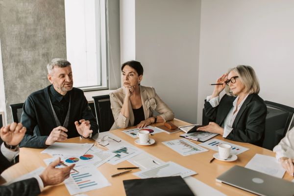 IA y empleo: cómo gestionar la transformación laboral de forma socialmente responsable