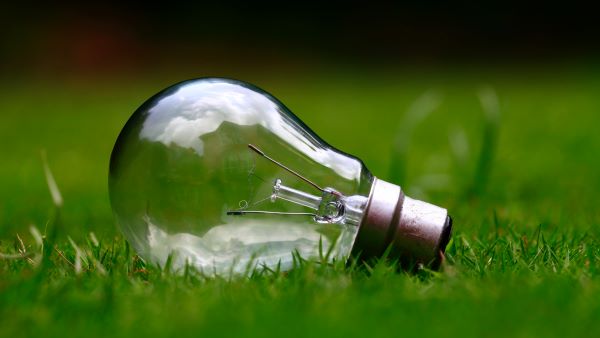 Hoy, 1 de septiembre, estrenamos etiquetas energéticas de lámparas y bombillas