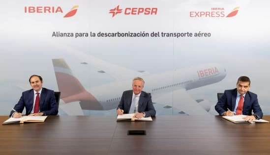 CEPSA, comprometida con descarbonizar el transporte aéreo