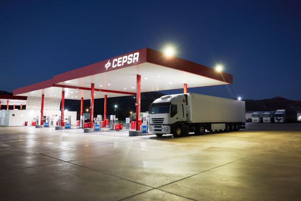 Cepsa ofrece alternativas a sus clientes para compensar las emisiones de CO2