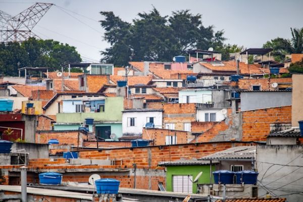 La crisis de vivienda golpea a 2.800 millones de personas en el mundo ...